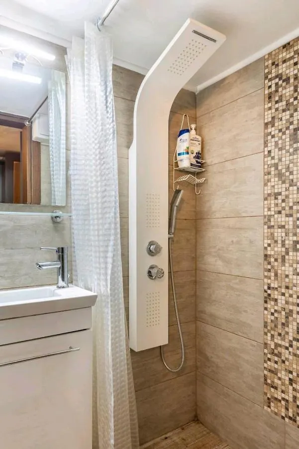 Liva Studio Center Thessaloniki, Agias Sofias Apartment Thessaloniki